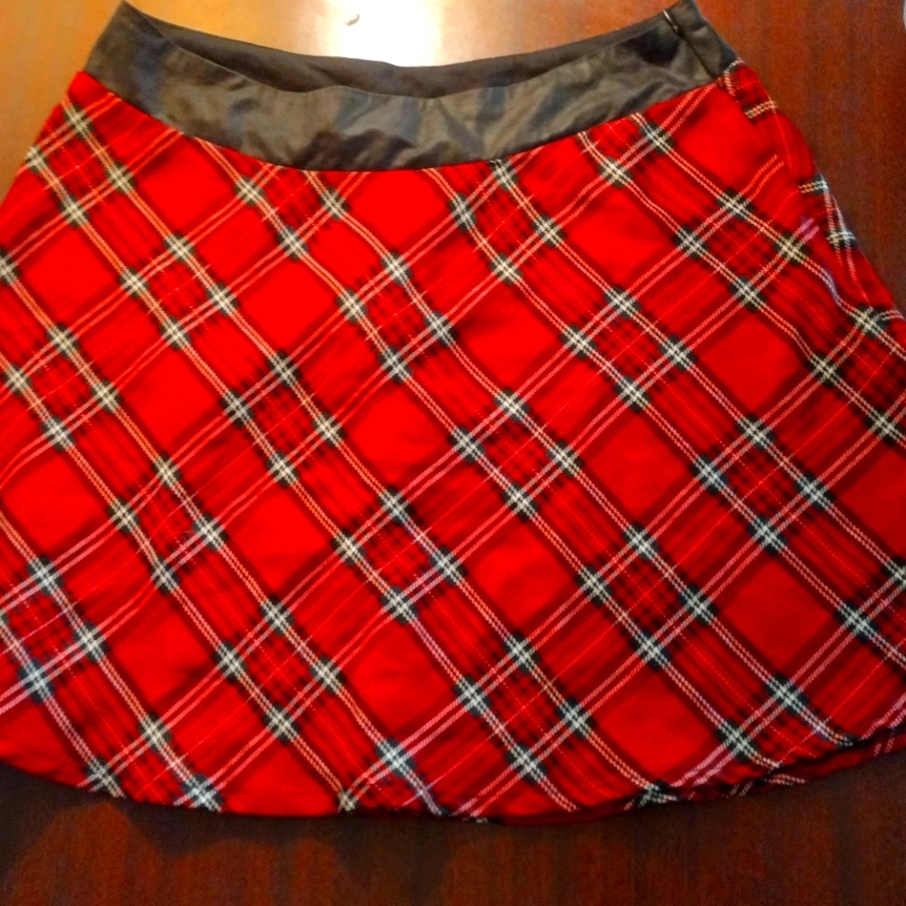 Ruby Plaid Pleated Miniskirt Size M